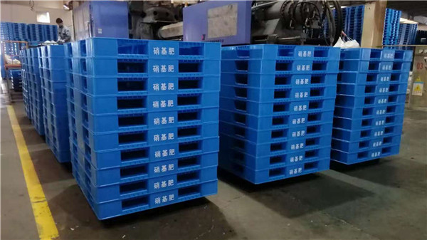 heavy duty metal pallet
